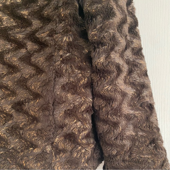 Alice + Olivia Faux Fur Jacket - Picture 3 of 7